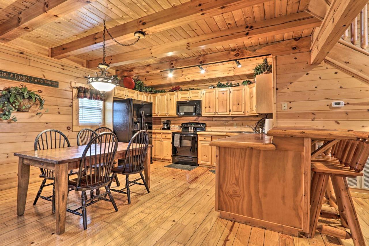Pigeon Forge Cabin With Games, 1 Mi To Parkway! Esterno foto
