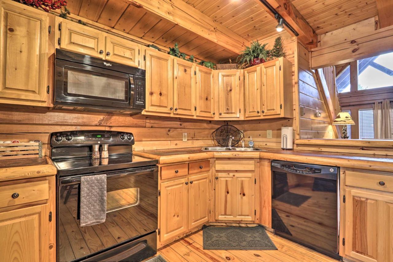 Pigeon Forge Cabin With Games, 1 Mi To Parkway! Esterno foto